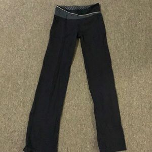 Full length black yoga pants